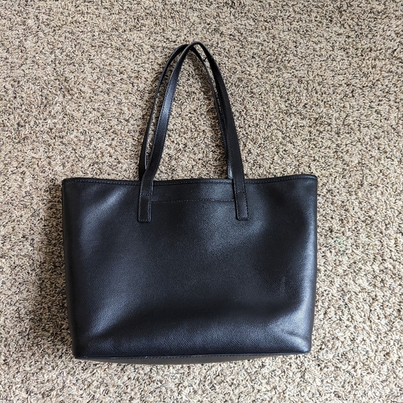Michael Kors Jet Set Travel Tote Black - Picture 9 of 10